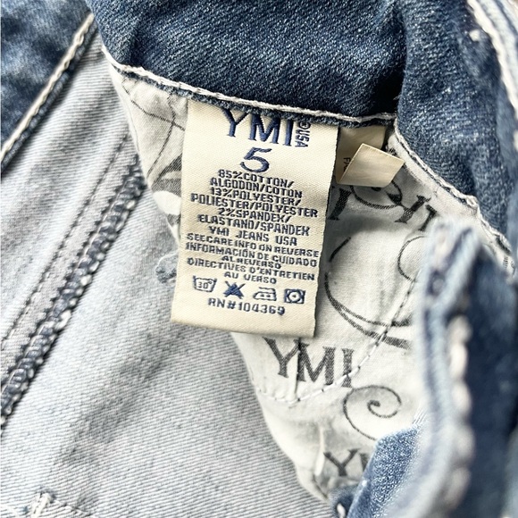 Junior’s YMI jean shorts, size 5. Excellent condition! - Picture 3 of 3